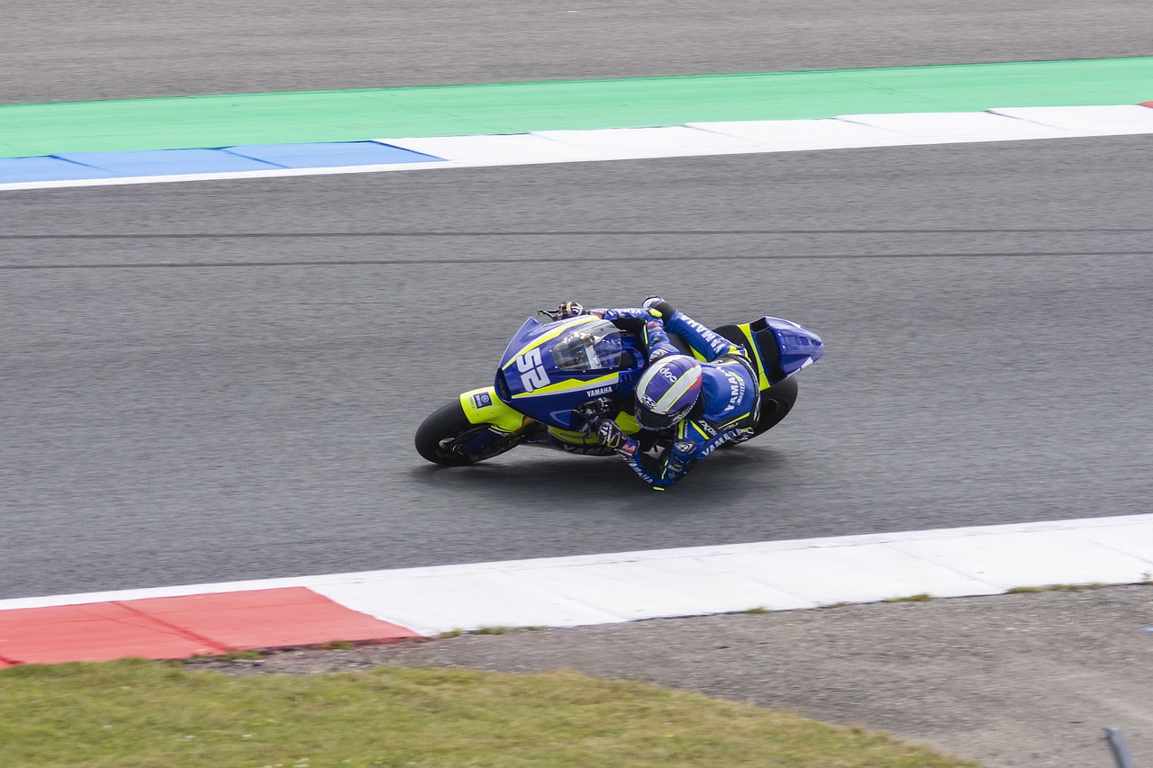 路中的人流 路中的人流